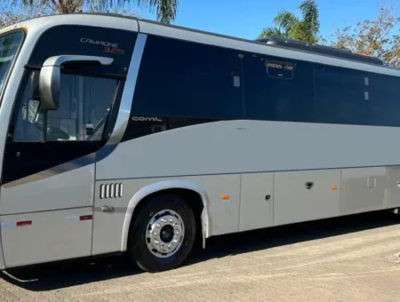 Ônibus COMIL CAMPIONE 3.25 VW 17.230 JM 2019 seminovo à venda, código 180 - foto 02