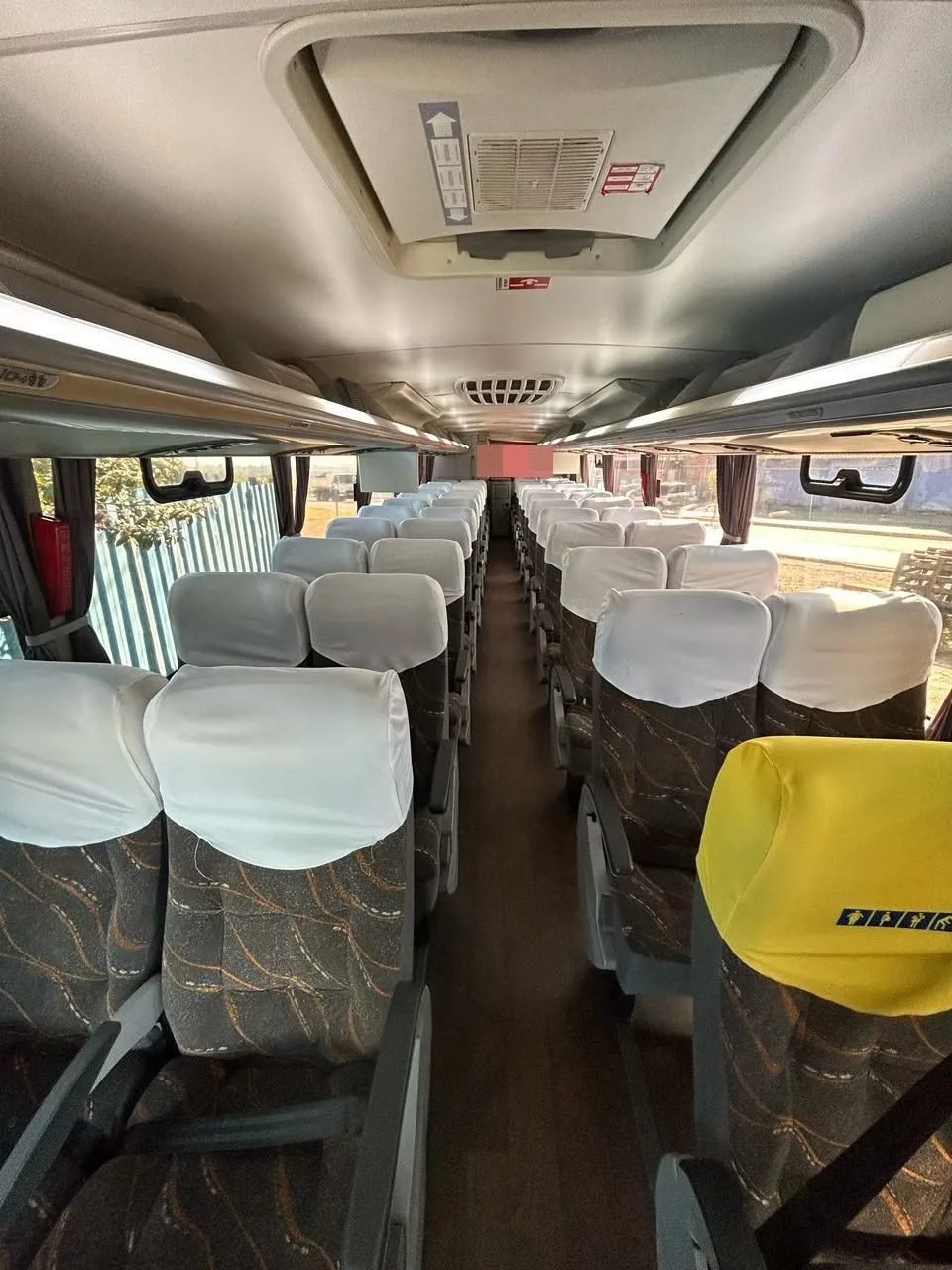 Ônibus COMIL CAMPIONE 3.25 VW 17.230 JM 2019 seminovo à venda, código 180 - foto 04