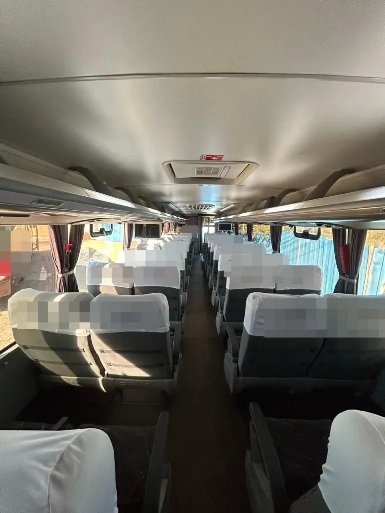 Ônibus COMIL CAMPIONE 3.25 VW 17.230 JM 2019 seminovo à venda, código 180 - foto 06