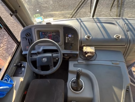 COMIL CAMPIONE 3.25 ANO 2021 VW 17.230 JM COD.683