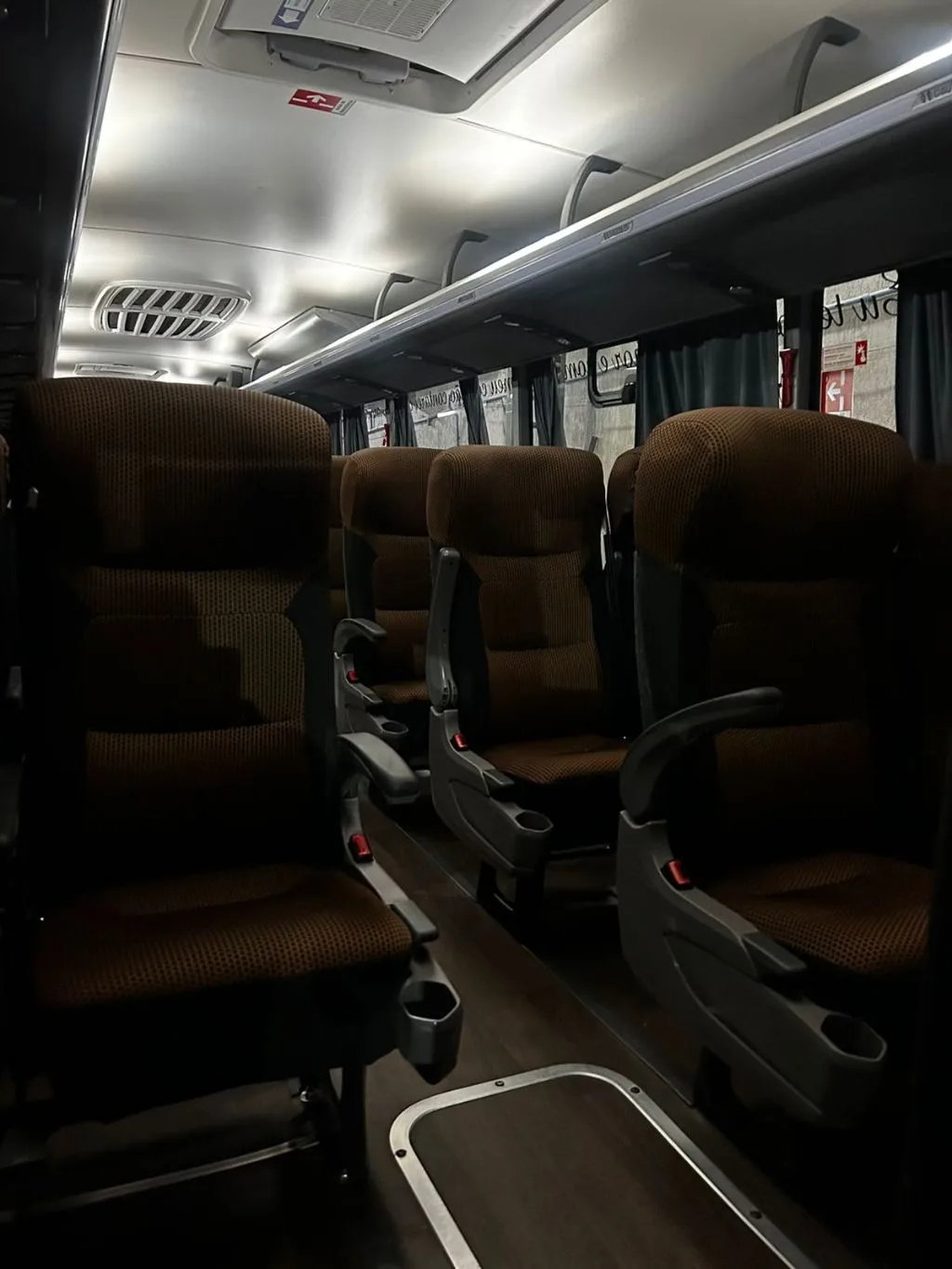 Ônibus COMIL CAMPIONE 3.25 VW 17.230 RODOVIÁRIO seminovo à venda, código 179 - foto 05