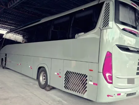 Ônibus COMIL CAMPIONE INVICTUS 1200 O500 RS JM 2025 seminovo à venda, código 940 - foto 03