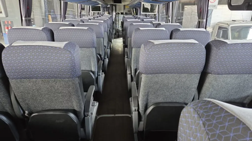 Ônibus COMIL CAMPIONE INVICTUS 1200 O500 RS JM 2025 seminovo à venda, código 940 - foto 09
