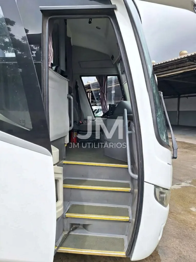 Ônibus COMIL INVICTUS 1050 SCANIA K310 JM 2019 seminovo à venda, código 869 - foto 03