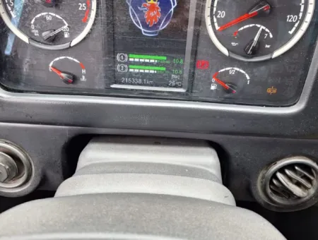Ônibus COMIL INVICTUS 1050 SCANIA K310 JM 2019 seminovo à venda, código 869 - foto 05