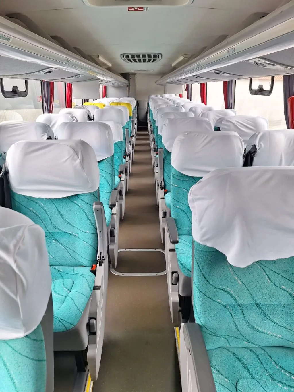 Ônibus COMIL INVICTUS 1050 SCANIA K310 JM 2019 seminovo à venda, código 869 - foto 06