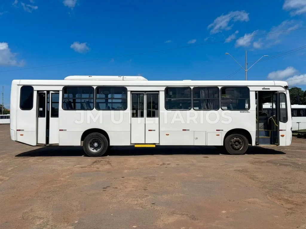 Ônibus COMIL SVELTO M.BENZ OF 1721 JM 2016 seminovo à venda, código 848 - foto 03