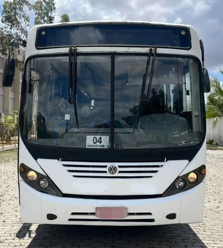 Ônibus COMIL SVELTO VW 17.230 JM 2010 seminovo à venda, código 1387 - foto 02