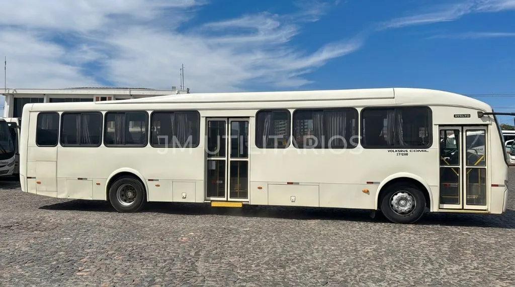 Ônibus COMIL SVELTO VW 17.280 JM 2015 seminovo à venda, código 56 - foto 01