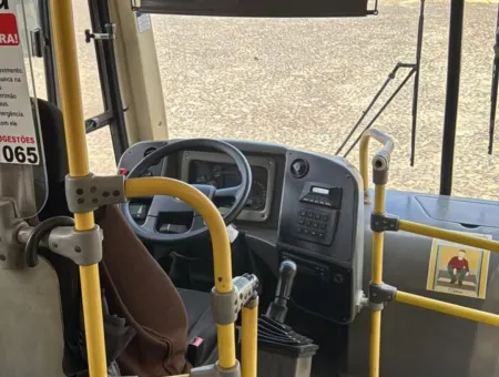 Ônibus COMIL SVELTO VW 17.280 JM 2015 seminovo à venda, código 56 - foto 04
