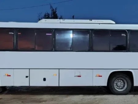 Ônibus COMIL VERSATILLE GOLD VW 17.230 JM 2014 seminovo à venda, código 323 - foto 03