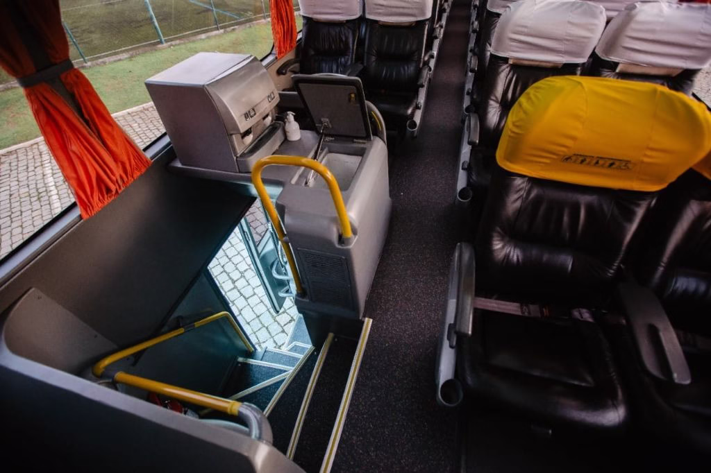 Ônibus MARCOPOLO PARADISO 1800 DD G7 K 440 JM 2015 seminovo à venda, código 653 - foto 04