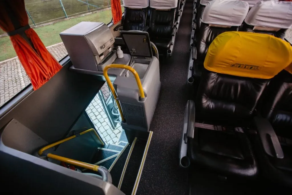 Ônibus MARCOPOLO PARADISO 1800 DD G7 K 440 JM 2015 seminovo à venda, código 653 - foto 04