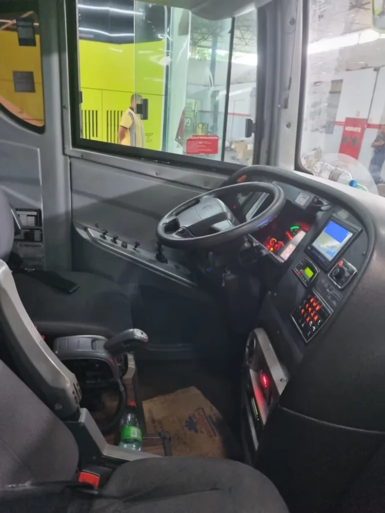 Ônibus MARCOPOLO PARADISO LD G7 1600 O500 RSD JM 2019 seminovo à venda, código 1468 - foto 09