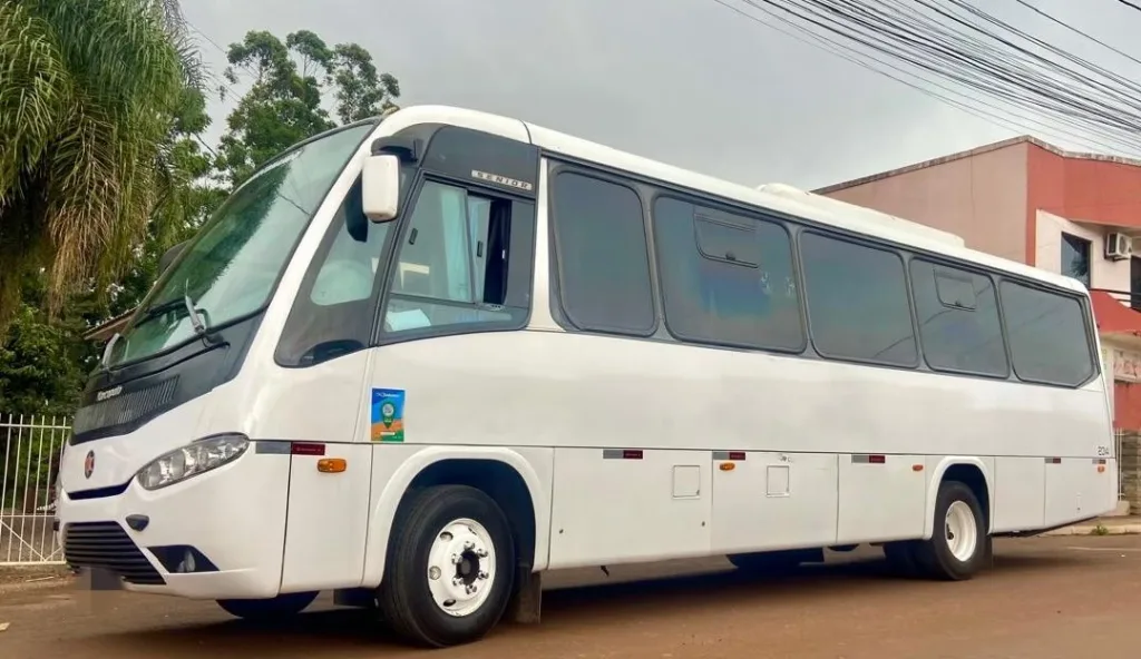 Ônibus MARCOPOLO SENIOR AGRALE MA 10 JM 2013 seminovo à venda, código 1257 - foto 02