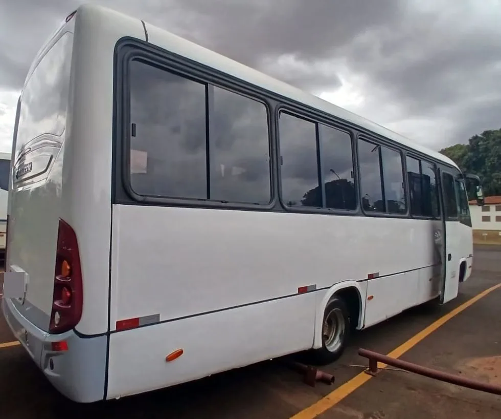 Ônibus MARCOPOLO SENIOR M.BENZ LO 916 JM 2021 seminovo à venda, código 66 - foto 03