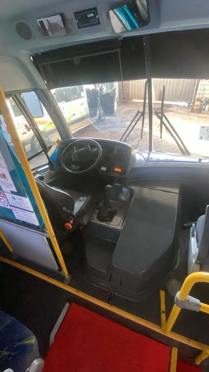 Ônibus MARCOPOLO SENIOR VOLKS 9.160 JM 2015 seminovo à venda, código 1286 - foto 06