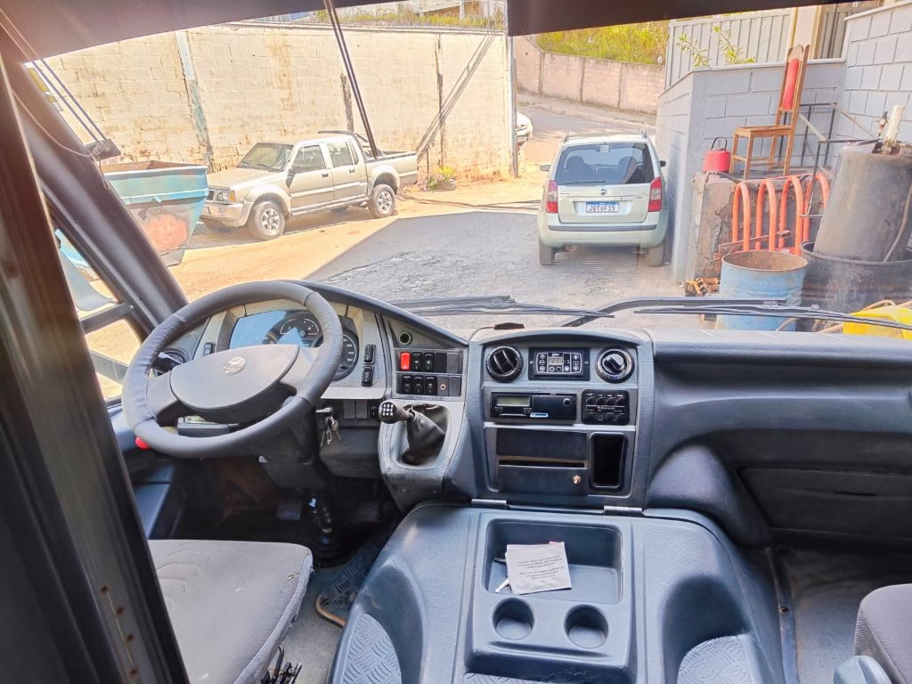 MARCOPOLO VOLARE V8L ANO 2019 CUMMINS JM COD.637