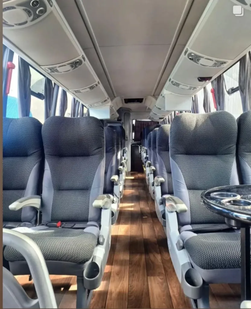 Ônibus MARCOPOLO VOLARE WL CUMMINS JM 2015 seminovo à venda, código 216 - foto 03