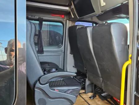 Ônibus RENAULT L3H2 EXECUTIVA JM 2025 seminovo à venda, código 1281 - foto 07