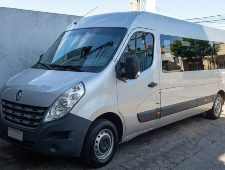 Ônibus RENAULT MASTER L3H2 JM 2015 seminovo à venda, código 821 - foto 01