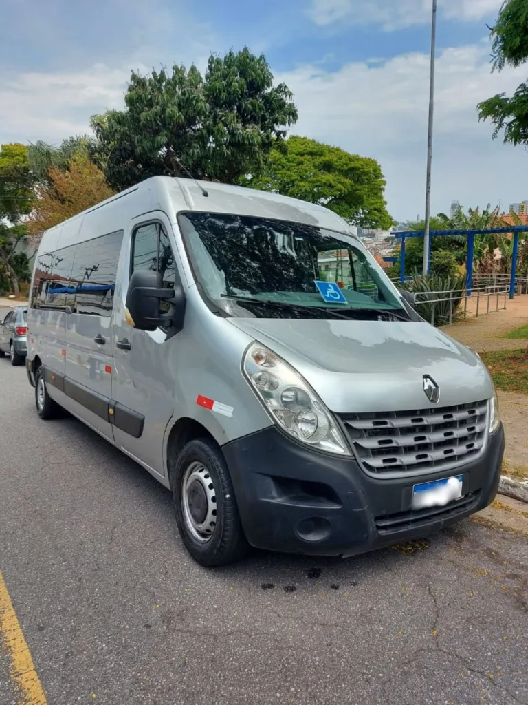 Ônibus RENAULT MASTER L3H2 LUXO JM 2015 seminovo à venda, código 1276 - foto 01