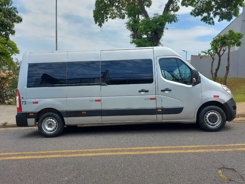 Ônibus RENAULT MASTER L3H2 LUXO JM 2015 seminovo à venda, código 1276 - foto 02