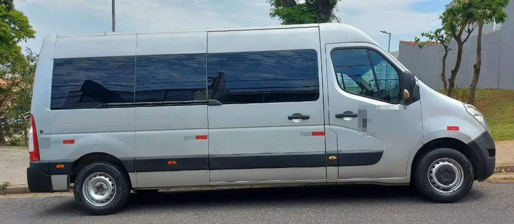 Ônibus RENAULT MASTER L3H2 LUXO JM 2015 seminovo à venda, código 617 - foto 03