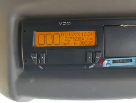 Ônibus RENAULT MASTER L3H2 LUXO JM 2015 seminovo à venda, código 617 - foto 04