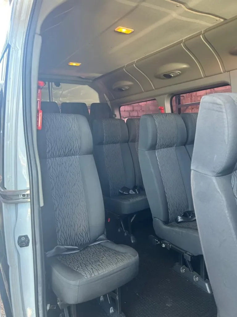 Ônibus RENAULT MASTER L3H2 LUXO JM 2021 seminovo à venda, código 1715 - foto 08