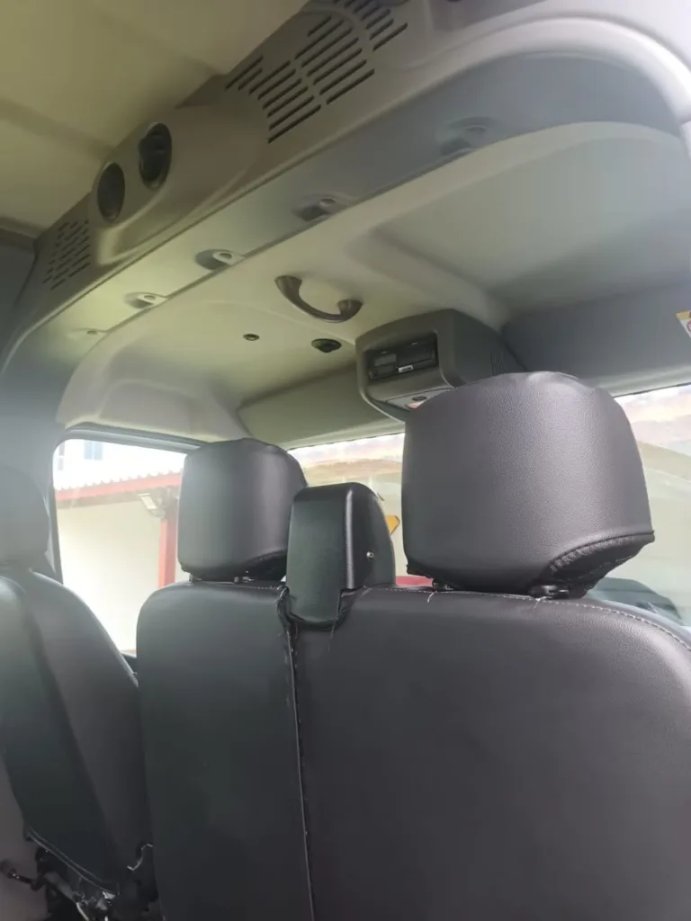 Ônibus RENAULT MASTER L3H2 LUXO JM 2024 seminovo à venda, código 888 - foto 09