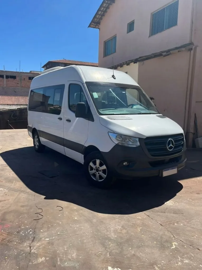 Ônibus SPRINTER 416 TETO ALTO LUXO JM 2022 seminovo à venda, código 1277 - foto 01