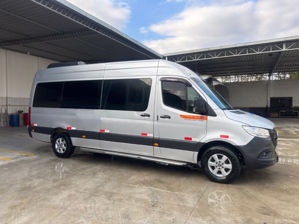 SPRINTER CDI 416 ANO 2022 EXECUTIVA JM COD.1511
