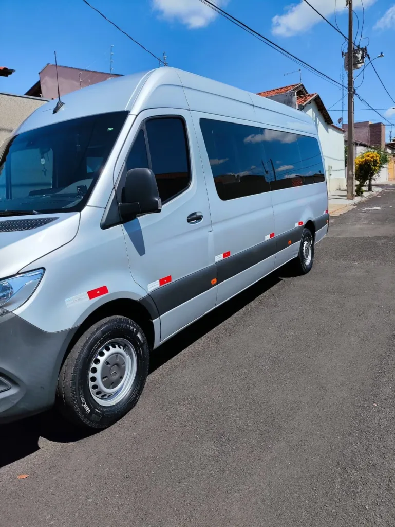 Ônibus SPRINTER CDI 416 LONGA EXECUTIVA LUXO JM 2020 seminovo à venda, código 570 - foto 03