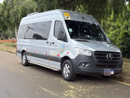 SPRINTER CDI 417 ANO 2024 LUXO JM COD.735