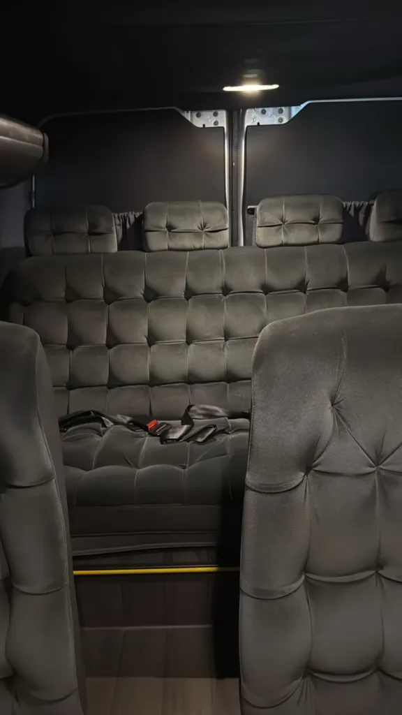 Ônibus SPRINTER CDI 417 LUXO JM 2024 seminovo à venda, código 735 - foto 07