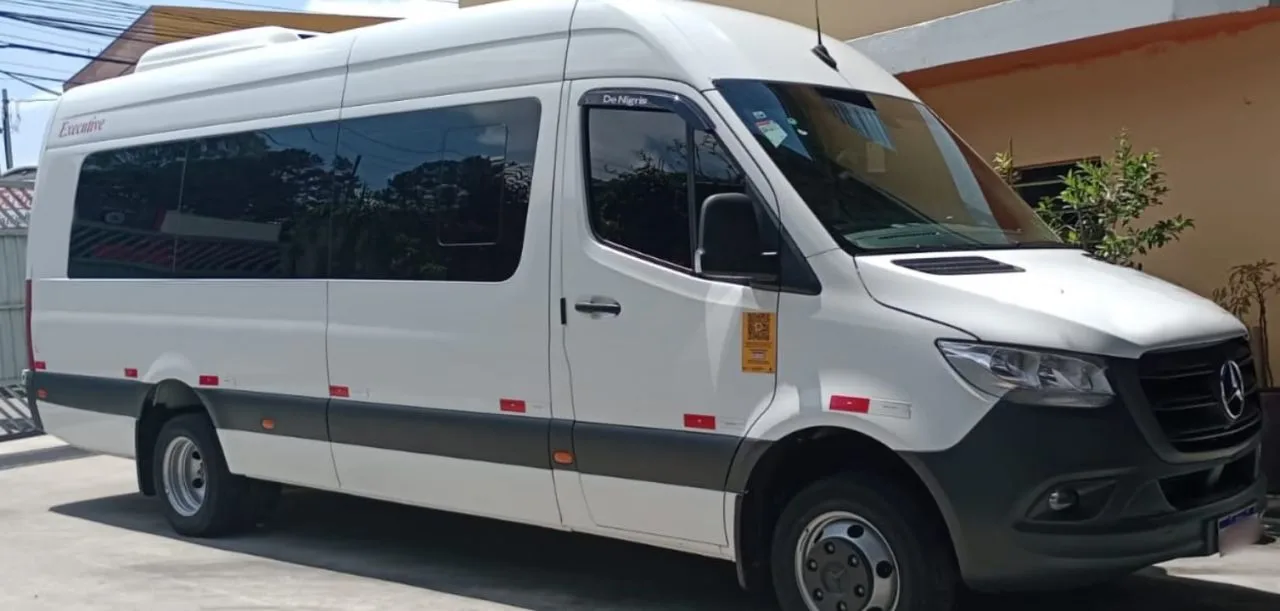 Ônibus SPRINTER CDI 516 EXECUTIVA JM 2020 seminovo à venda, código 1328 - foto 01