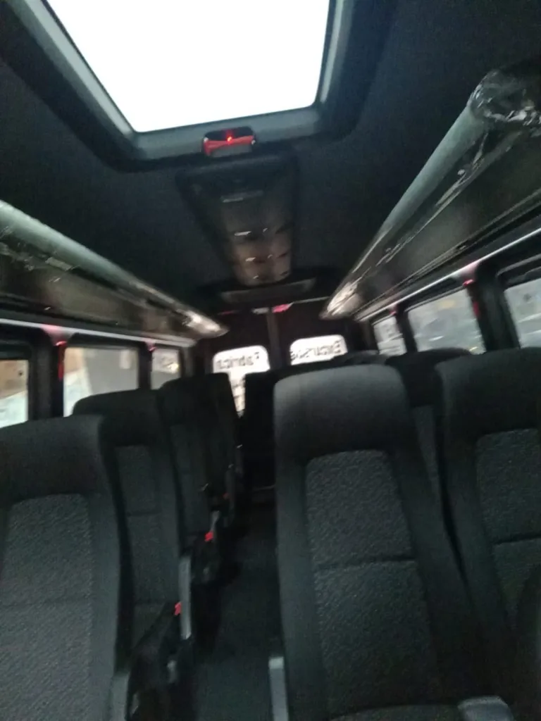 Ônibus SPRINTER CDI 516 EXECUTIVA JM 2020 seminovo à venda, código 1328 - foto 08