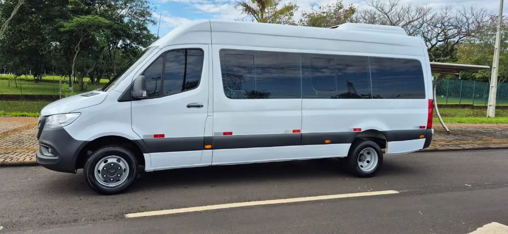 Ônibus SPRINTER CDI 516 LUXO JM 2022 seminovo à venda, código 761 - foto 03