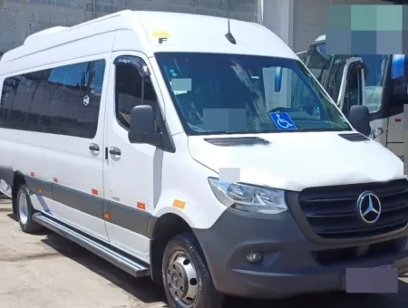 Ônibus SPRINTER CDI 517 COMPLETA JM 2024 seminovo à venda, código 62 - foto 01