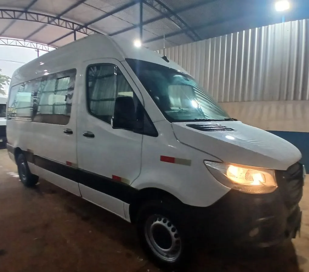Ônibus SPRINTER VAN 416 LUXO 2020 seminovo à venda, código 1742 - foto 01