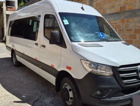 Ônibus SPRINTER VAN CDI 517 LONGA 2024 seminovo à venda, código 83 - foto 01