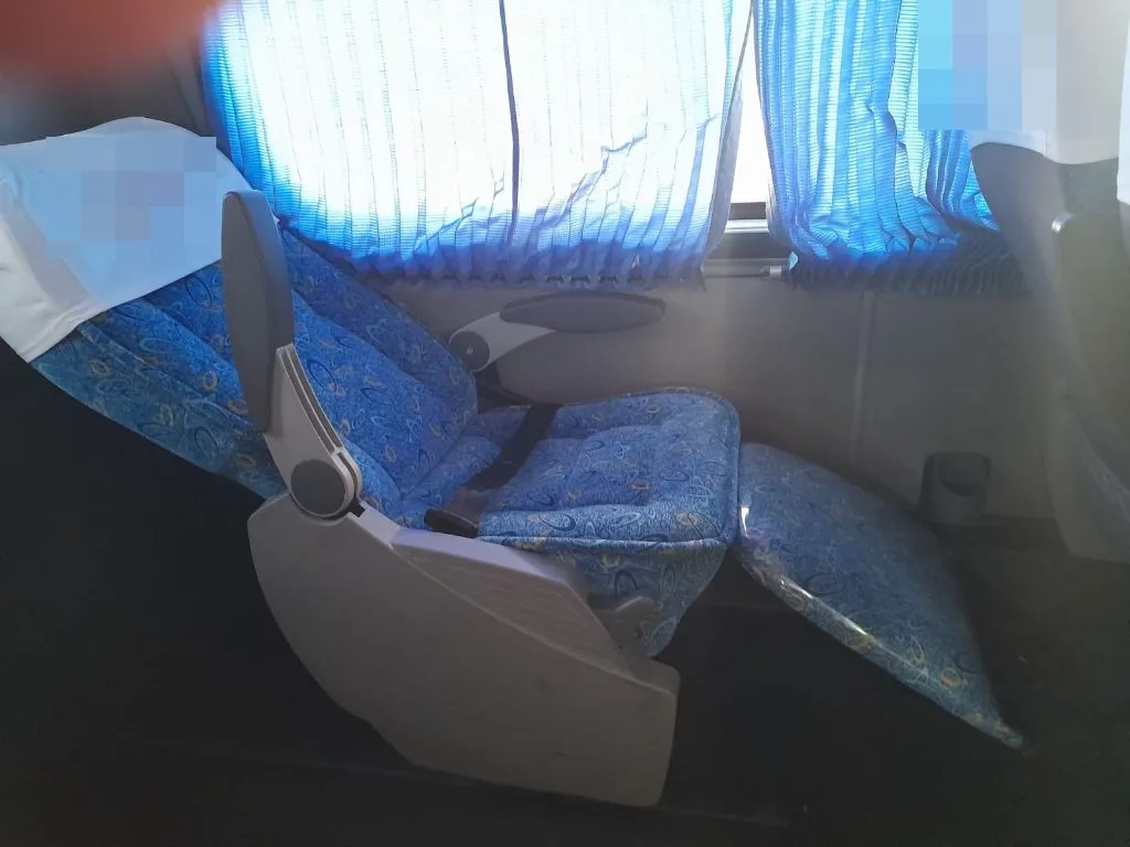 Ônibus COMIL CAMPIONE HD LD VOLVO B11R JM 2012 seminovo à venda, código 681 - foto 02