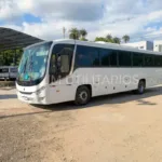Ônibus COMIL VERSATILLE GOLD VW 17.230 JM 2013 seminovo à venda, código 215 - foto 01