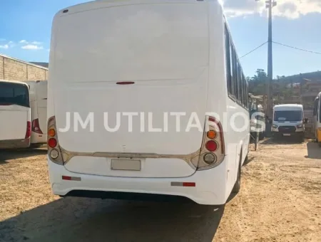 Ônibus COMIL VERSATILLE GOLD VW 17.230 JM 2013 seminovo à venda, código 215 - foto 06