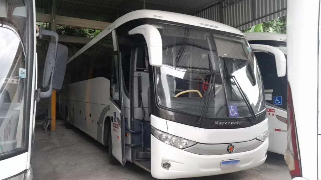 Ônibus MARCOPOLO PARADISO 1050 G7 VOLVO B7R JM 2011 seminovo à venda, código 1536 - foto 01
