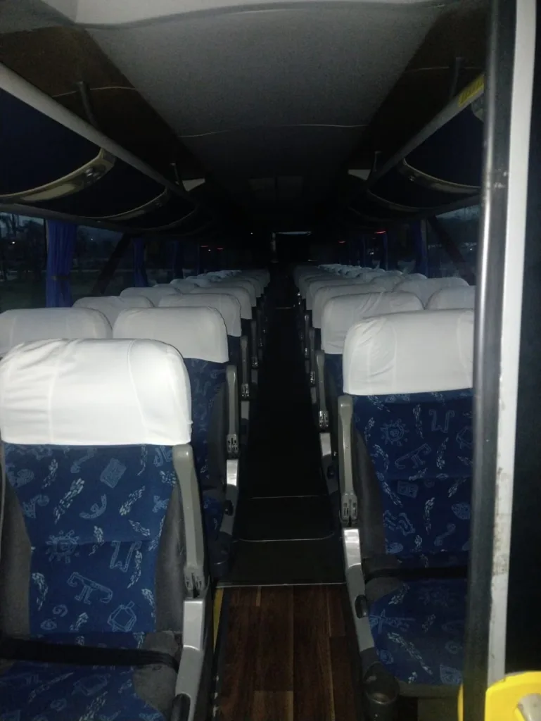 Ônibus MARCOPOLO PARADISO 1050 G7 VOLVO B9R JM 2011 seminovo à venda, código 61 - foto 06