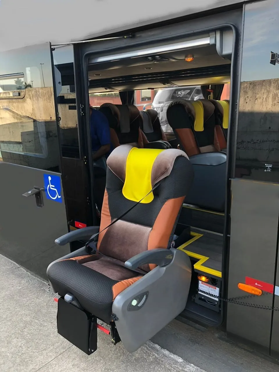 Ônibus MARCOPOLO PARADISO DD 1800 G7 SCANIA JM 2019 seminovo à venda, código 1409 - foto 03
