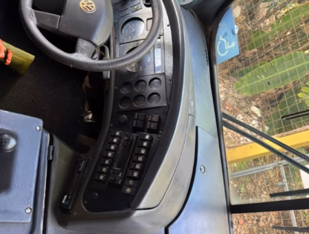 MICRO-ÔNIBUS NEOBUS THUNDER PLUS À VENDA COD.335