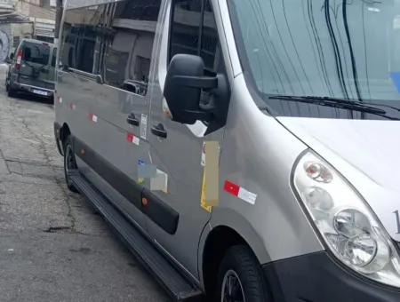 Ônibus RENAULT MASTER L3H2 LUXO JM 2019 seminovo à venda, código 136 - foto 02